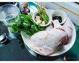 รูปขั้นตอนการทำที่ 1 ของ สะโพกไก่ต้มน้ำปลา,,,🔥🍯🐔🍯🔥