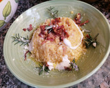 Foto del passaggio 6 della ricetta Risotto con zucca, gorgonzola, speck croccante e fonduta di gorgonzola