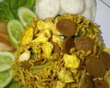 Foto langkah ke 5 dari resep Mie Goreng Kecap Original.