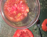 Foto del paso 1 de la receta: Tomates rellenos de pollo