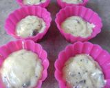 Foto del paso 3 de la receta: Magdalenas de almendra y trocitos de chocolate (sin harina)