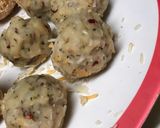 A picture of step 3 of Macroni cheese Balls.