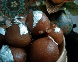 A picture of step 10 of Bread gulab jamun.
