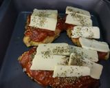 Foto langkah ke 4 dari resep Ketofy Chicken Parmigiana.