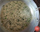 A picture of step 15 of Methi Matar Malai.