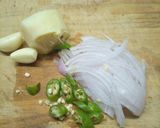 A picture of step 1 of Daal Mash Fry.