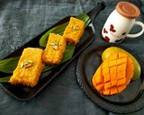 A picture of step 5 of Mango Milk Cake.
