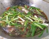 Foto langkah ke 5 dari resep Semur Pindang.
