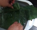 A picture of step 1 of Colocasia Leaves (Paatra).