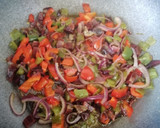Foto del paso 3 de la receta: Revuelto de pencas de acelgas
