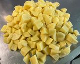 Une image de l'étape 5 de Pommes de terre sautées aux oignons nouveaux.