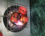 A picture of step 1 of Fire roasted Tomato & Fresh red chillies chutney.