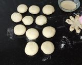 A picture of step 13 of Potato flowers (tea time snack).
