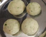 A picture of step 7 of Raw banana stuffed cheesy bombs.