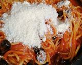 Foto del paso 7 de la receta: Spaghetti picantes con aceitunas