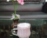 A picture of step 4 of Pista pomegranate milk shake.