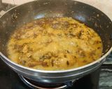 A picture of step 8 of Methi Chicken.