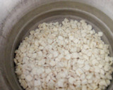 Foto del paso 1 de la receta: Pozole blanco de pollo (con maíz precocido)
