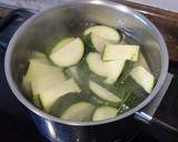 Foto del paso 1 de la receta: Crema de calabacín