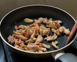 Foto langkah ke 3 dari resep Mie Ayam Sawi Asin.