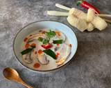 Tom Kha Mushroom. Coconut and galangal broth with mushrooms recipe step 5 photo