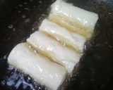 Foto langkah ke 5 dari resep Sosis Gulung Roti Tawar.
