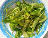 Foto langkah ke 1 dari resep Tumis kangkung resep ibuku.
