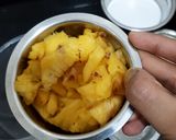 A picture of step 1 of Virgin Pinacolada.