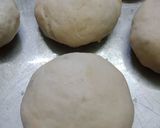 A picture of step 2 of Pizza Bombs.
