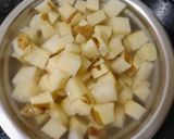 A picture of step 1 of Aloo pakoda.