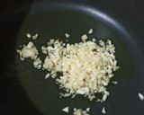 Foto langkah ke 2 dari resep Nasi Kuning Versi Kukus✅.