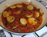 Foto del paso 6 de la receta: Bacalao y patatas a la puttanesca