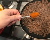 Foto del paso 4 de la receta: Guiso de carne molida y pimientos coloridos