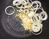 Foto langkah ke 4 dari resep Chicken Stroganoff.