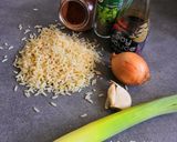 Une image de l'étape 1 de Khao pat, riz frit thaï.