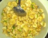 A picture of step 2 of Fruit Chaat.