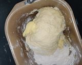 Foto langkah ke 3 dari resep Roti Abon Mayo.