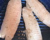Foto del paso 6 de la receta: Filete de tilapia con col escalfada. 100% libre de grasa