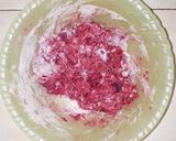 Foto langkah ke 3 dari resep Donat Merah Putih.
