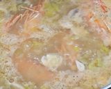 Foto del paso 6 de la receta: Pez espada en salsa picante verde con champiñones y gamba