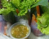 A picture of step 4 of Vietnamese Spring Rolls with Dipping Sauce.