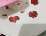 Foto langkah ke 4 dari resep Strawberrytan (strawberry ketan).
