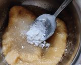A picture of step 1 of Banana pancake.