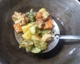 A picture of step 4 of Crispy Veg.