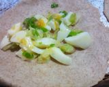 Foto del paso 4 de la receta: Pasteles semi-integrales con cebolla de verdeo y huevo💚+🟡