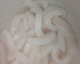 Foto del paso 3 de la receta Pota al ajillo con papas aliñadas