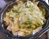 Une image de l'étape 2 de Salade iceberg aux tomates confites séchées et persil.