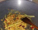 Foto langkah ke 3 dari resep Oseng jantung pisang+telur.