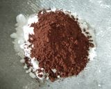Foto langkah ke 3 dari resep Bolu coklat (Tanpa emulsifer).