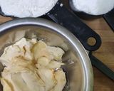 A picture of step 1 of Pineapple jam cookies.